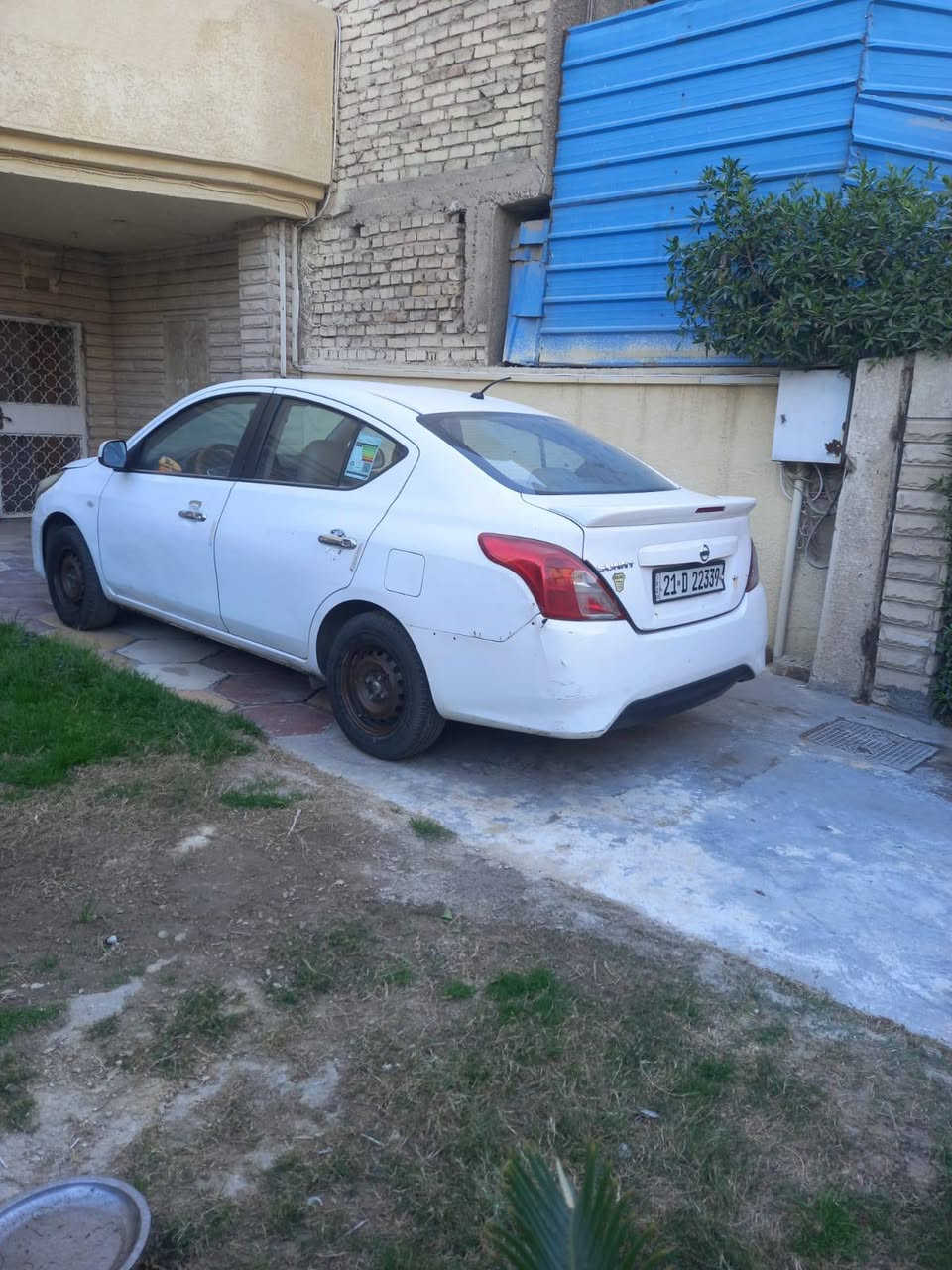 السلام عليكم نيسان سني الهندي موديل 2017 السيارة بيها ملاحظات بسيطة  ***********
