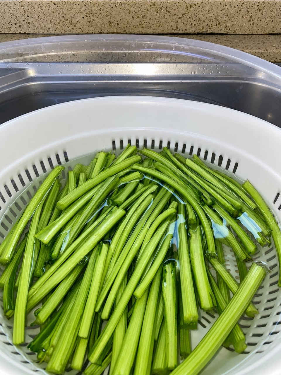 ورق عنب طازج 🍃
ودولمة عراقية شهية 🍲

للطلب والاستفسار، راسلونا


**إذا كنت صاحب هذا الإعلان وتريد حذفه لأي سبب، رجاءا أرسل رسالة إلى الدعم الفني**