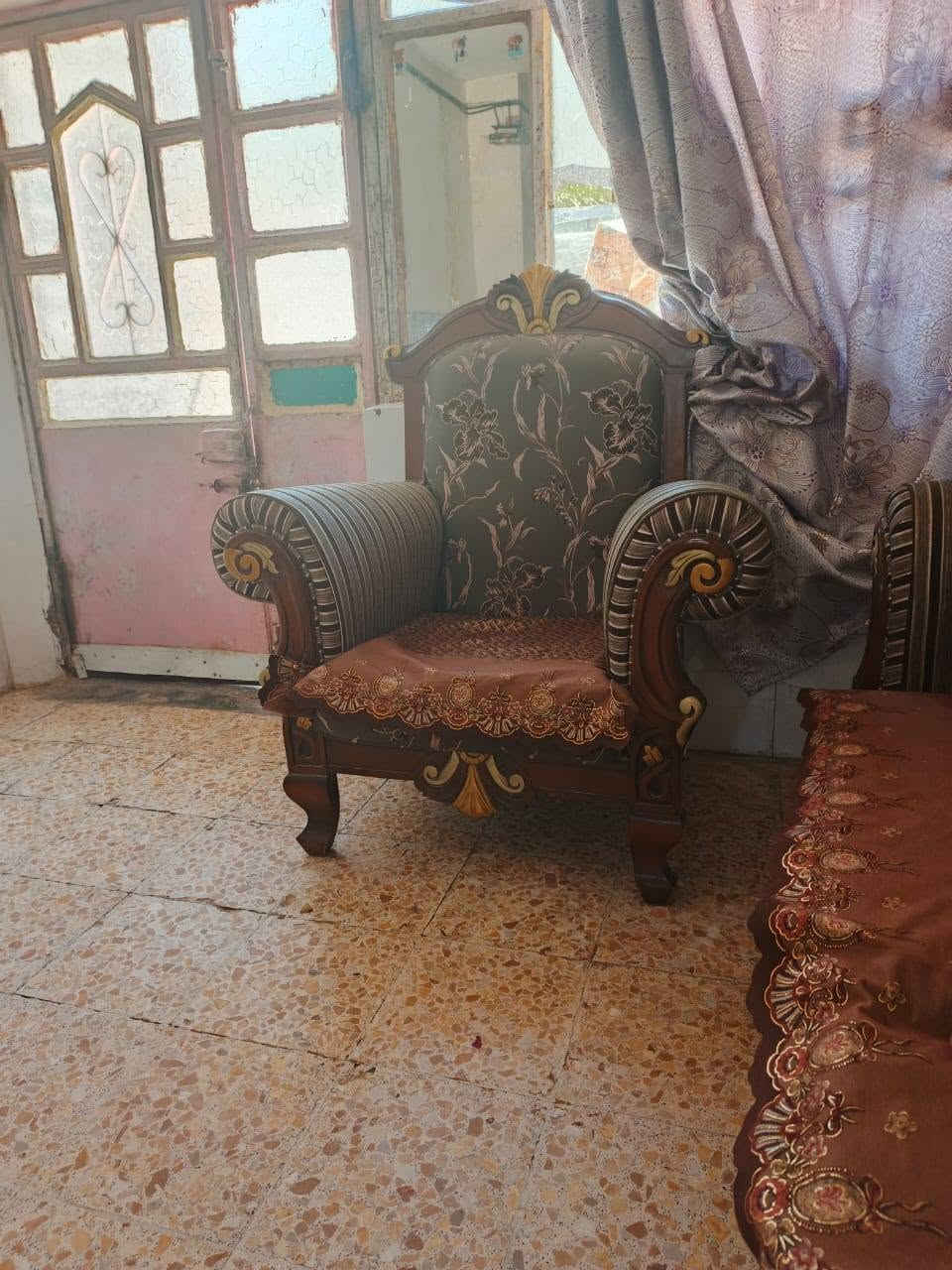 تخم عشر مقاعد  اخو جديد كلش نضيف سعرة مناسب جدن وقوي حيل


**إذا كنت صاحب هذا الإعلان وتريد حذفه لأي سبب، رجاءا أرسل رسالة إلى الدعم الفني**