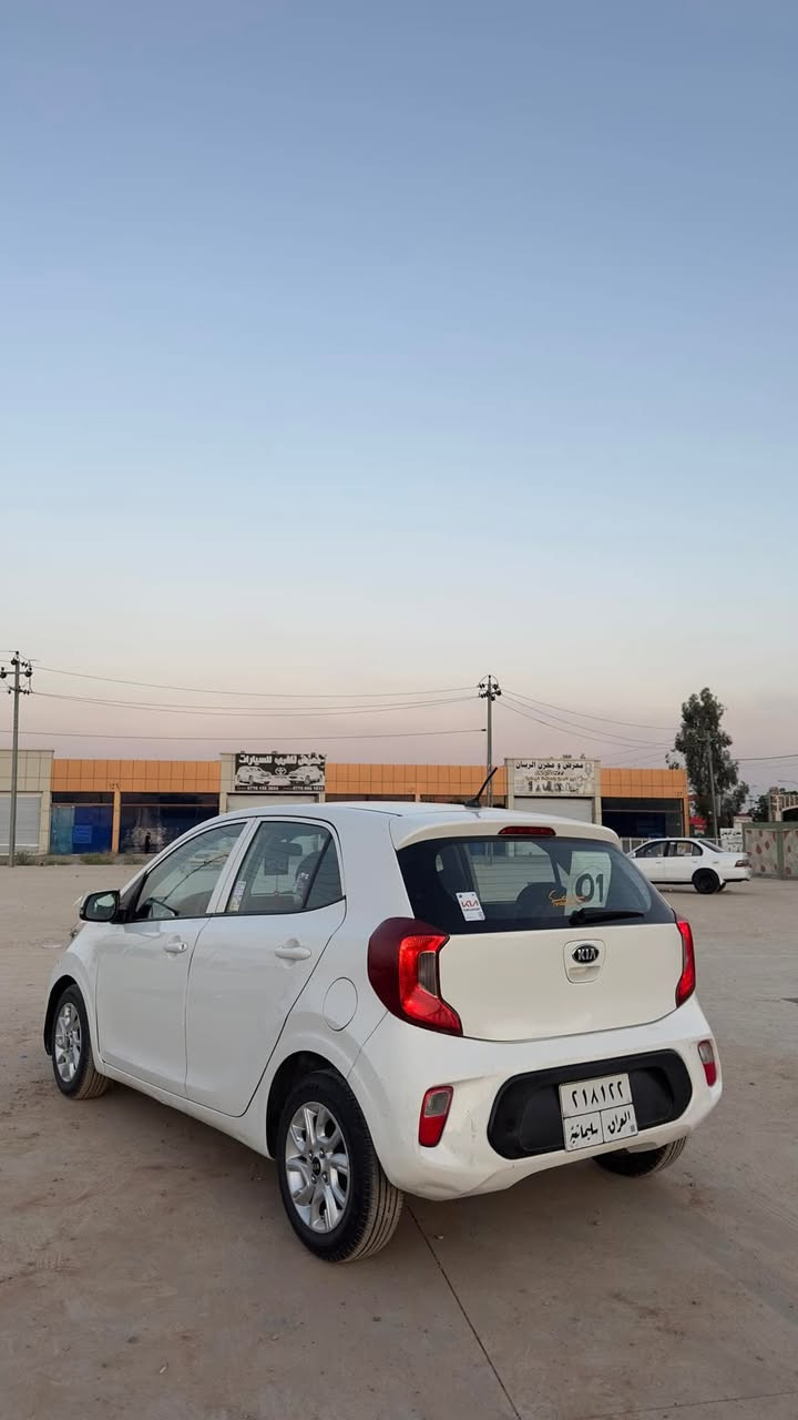 سلام علیكم كیا بیكاتو موديل 2019 رقم سليمانيه تحويل وكاله كابون بانزين بي 
سياره بي اربعه قطع صبغ بدون تبديل 
كهربايته كله شغال تبريد ثلج 
محرك 4 سلندر گير محرك مافتوح  حداديه امامي خلفي  مامفتوح اربعه تايرات جديد 
مكان سياره كركوك 
سعر 90 بي مجال 
رقم موبايل ***********
