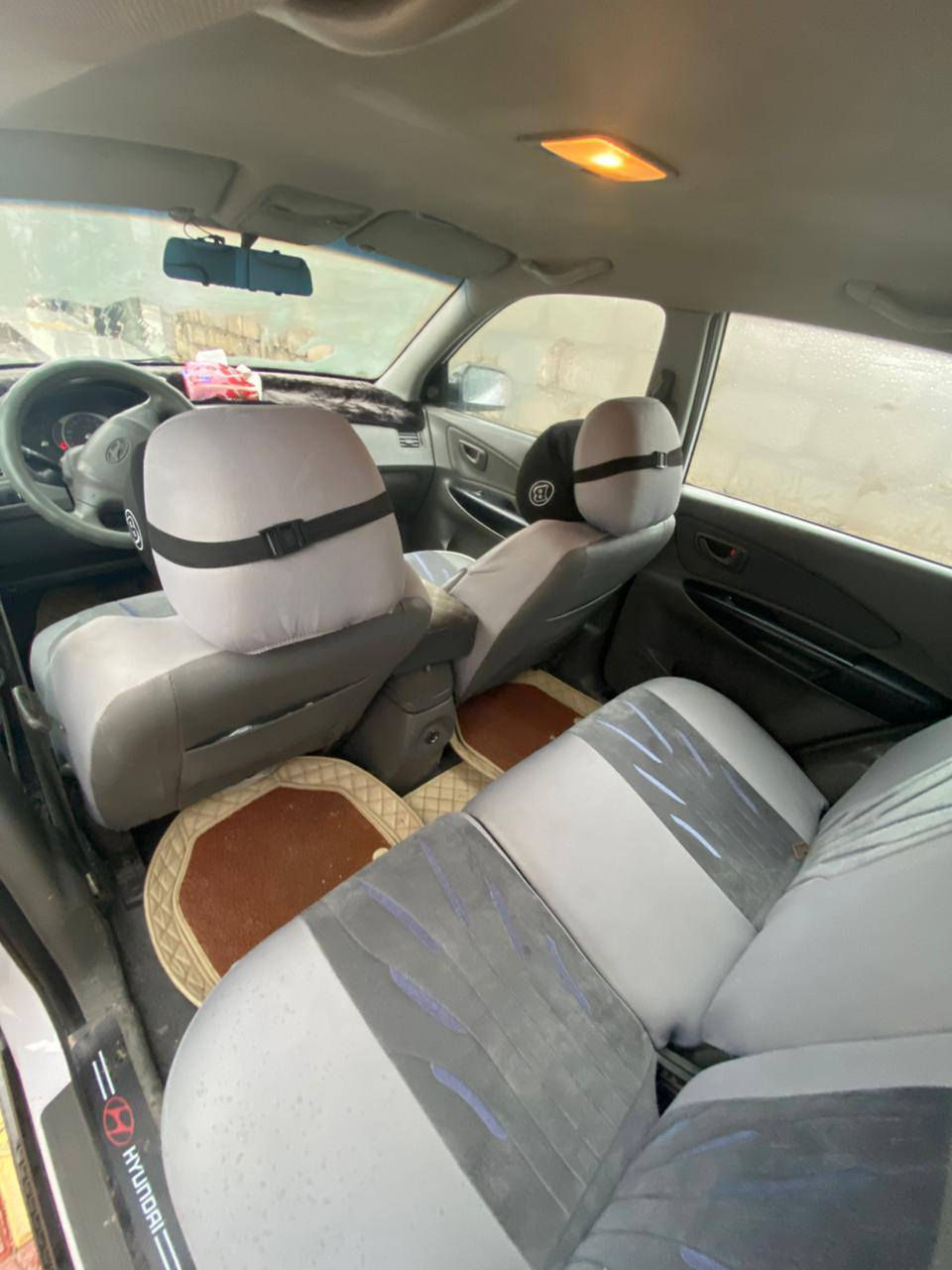 السلام عليكم توسان للبيع 2009 محرك اربعه سلندر سياره جديده  وادامه كامله ترايك وين مايعجبك 
مكان سيارات تلعفر 
الاتصال ***********
