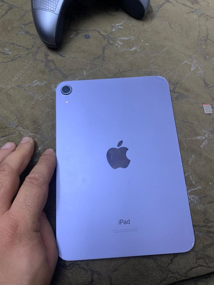 للبيع ايباد مني ٦ جهاز ما مفتوح نضافه ٨٥ بالميه ما بي عيب فقط فطر باللمس ما ماثر ٦٤ كيكه بطاريه ٨٨ 
السعر ٢٠٠ قفل ما بي مجال
***********
