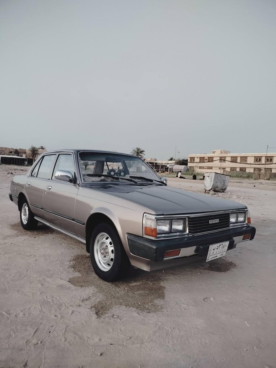سلام عليكم من رخصة الأدمن المحترم عندي كرونه موديل 1982 بأسمي بغداد ألماني تحويل ثاني يوم
سيارة مكينة گير اكسن كارينه خفيف حداديه جديده كهربائيات جديده سيارة تبريد تخم تاير جديد ترايك وين ميعجبك سيارة كامله مناقصه برغي المكان كربلاء 
والسيارة احلى من الصور مصبوغه عام فرن درجه اولى للجماليه 
السعر: 48 وبيها مجال 
الرقم:*********** سيد منتظر كربلاء
