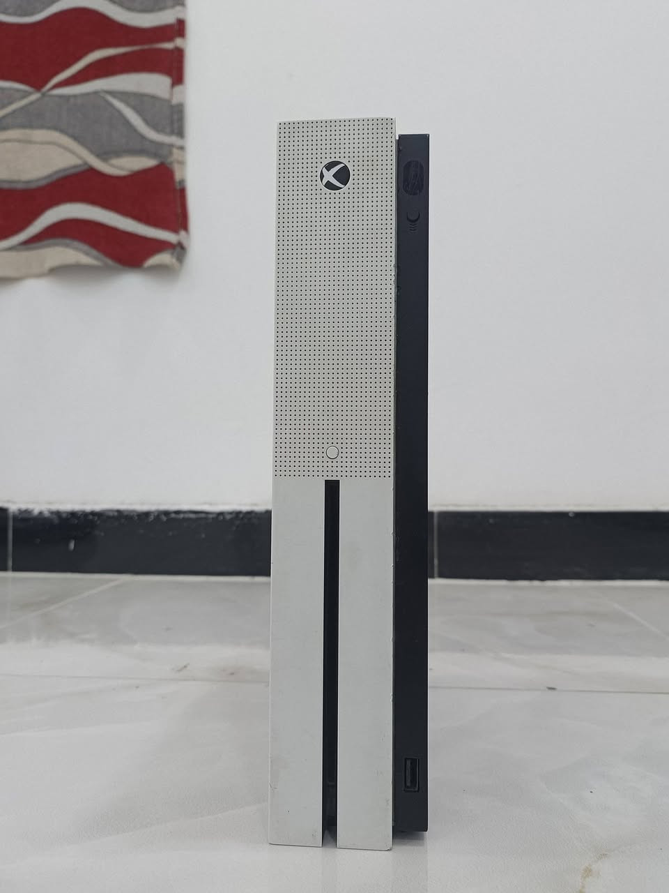 سلام عليكم
جهاز  XBOX ONE IS
للبيع او مراوس بلي4
جهاز حلو والله نضيف شتريته استعملته شهر واحد وضميته يده اصليه واني شتريتله يده جديده ب50الف وشتريت هارد توسعه خارجي مساحه 500GB
وشتريت GTA5 يعني مملوكه تشترك كيم باس او ما تشترك تكدر تلعب لان مشتريه والعاب البيقه تشترك وتكدر تلعب كل العاب /السعر230وبي مجال قليل واذا اكو بلي 4 مهكر اراوس 
/العنوان مدينة الصدر


**إذا كنت صاحب هذا الإعلان وتريد حذفه لأي سبب، رجاءا أرسل رسالة إلى الدعم الفني**