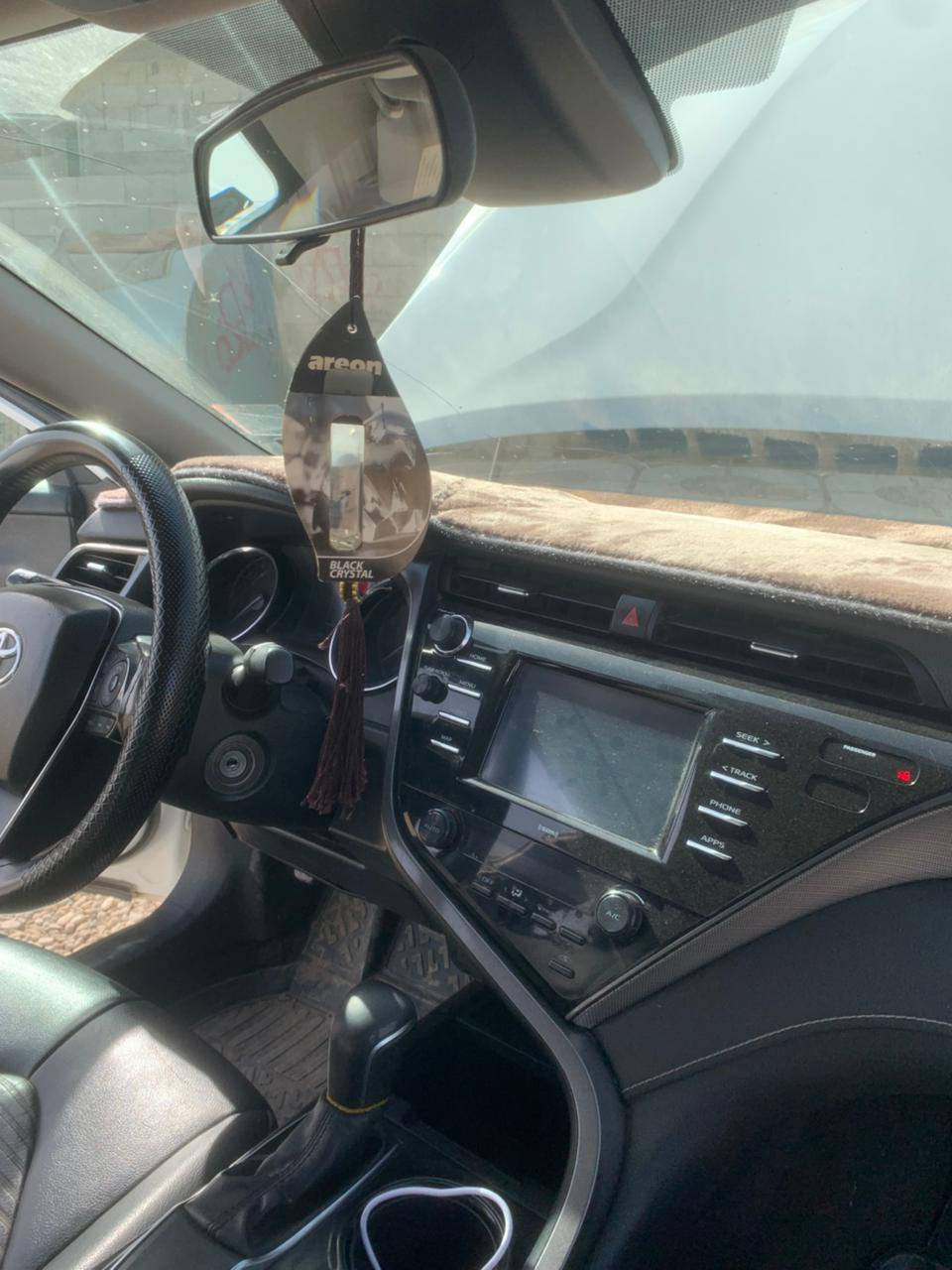 للبيع كامري موديل 20اس اي رقم كركوك بسمي دولي جامرلق بيه بارد ورصعات ثنين او ثلاث  السعر 190المكان كركوك الصيادة للئستفسار على الرقم ***********
