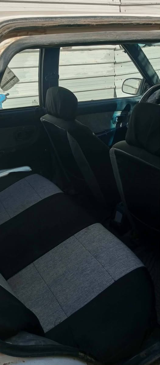 السلام عليكم هونداي اكسل موديل ٩٣ گير عادي سياره حلوه شوكت متريد تحويل احولك محركها بي تنقيص قليل كلش مابيها صرف بانزين حماوة ربع قاعدة الدبل الخلفي جان بيها فطر وصلحته تصليح ممتاز نواقصها فقط التبريد وزوج تايرات اماميه نص عمر  غراضها كلها مال النترا جيب وشد سعرها ١٩ ورقه بيها مجال قليل  رقمها ديالى. عنوان السيارة واسط الصويرة   للاستفسار اتصال خط واتس
***********
