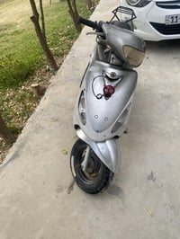 عيني هاي دراجه ماكس منغولي والمكان جسرديالى وأسعر 350وبيهامجال 0770839...