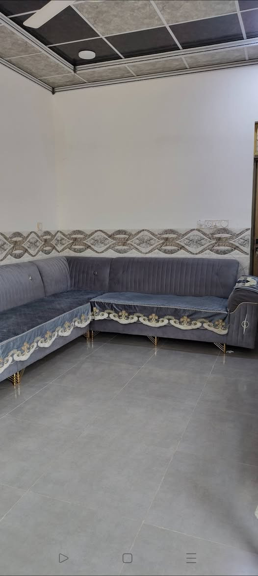 متاح قنفات للبيع 
عدد 2
1 قياسه 8 ونص متر
2 قياسه 7 ونص متر
رقم الهاتف ***********
