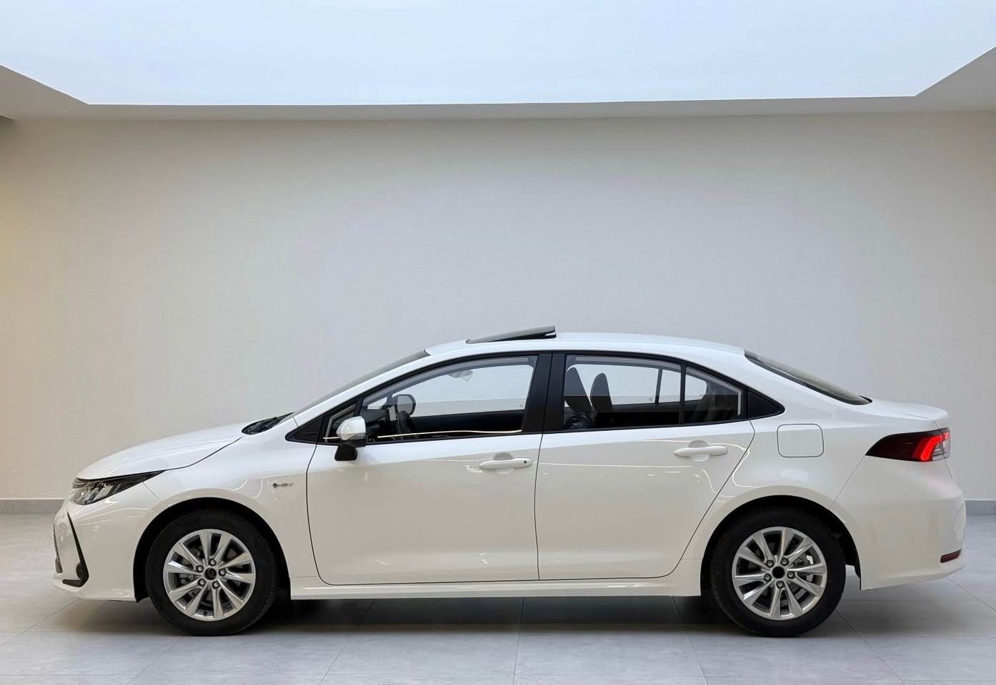 گەشتنی وەجبەی تازەی كرۆلای هایبرێد 
كرۆلا 2025 سفر كیلۆمەتر 
فوول مواسەفات
كاتی نەشكاو سێ مانگـكاتی لەگەلدایە عەقدی شەریكەو هەمووی بەلاش 
خوار هەموو بازاڕ هەرزانترین نرخ 
شوێن : سلێمانی 
0750 136 50 36
0772 152 41 78 السليمانية, العراق
