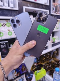 توفر عدنا 13برو ماكس بلون الاسود والبحري  بطاريات من 84لل 88 وبأسعار م...