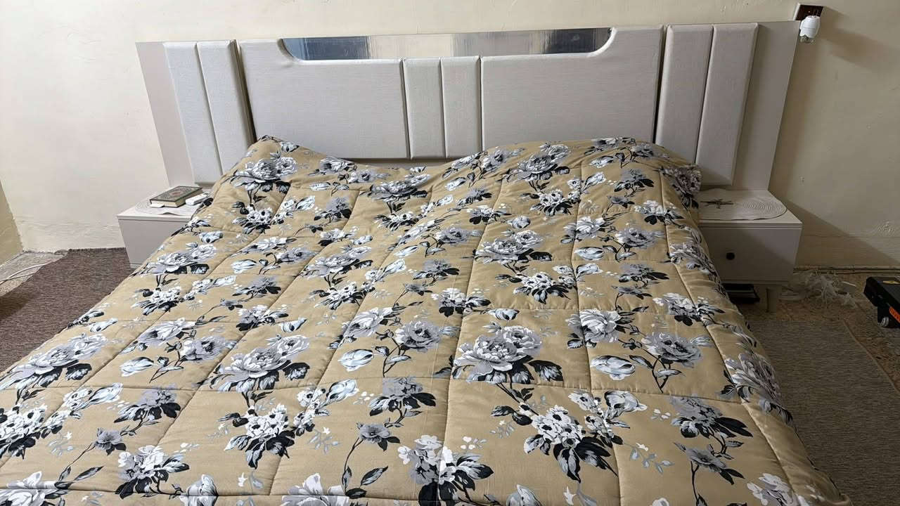 غرفه جديده استعمال شهر واحد 550 بي مجال مكان حي السكر


**إذا كنت صاحب هذا الإعلان وتريد حذفه لأي سبب، رجاءا أرسل رسالة إلى الدعم الفني**