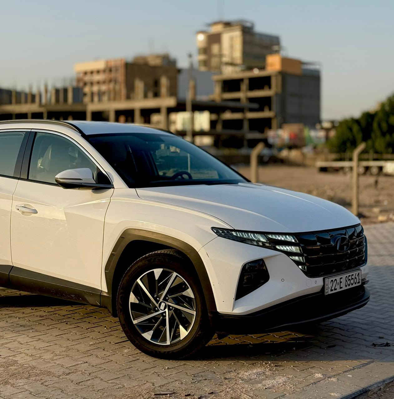 توسان موديل 24 خليجي
السياره نضيفه ماشيه 40 الف
بيها بارد بالجنطة وبيها شخط بالباب والباقي مكفوله ومواصفاتها 
حساسات امامي خلفي 
سايد بريك بصمه 
لايت زينون اصلي شركه 
ويل كب عدد 5
كشنات كهرباء 
تبريد قطعتين 
بردات خلفيه 
نضام مانع انزلاق ونضام نزول منحدرات جبليه 
3 اوضاع قياده سبورت وايكو وعادي 
اشاير بالمري 
مثبت سرعه كروز 
شاحن واير ليس

السعر 206
الله يرزقع الجميع ويسهل امور الجميع 
مكان السياره النجف الاشرف
للتفاصيل اكثر واتساب 
***********
