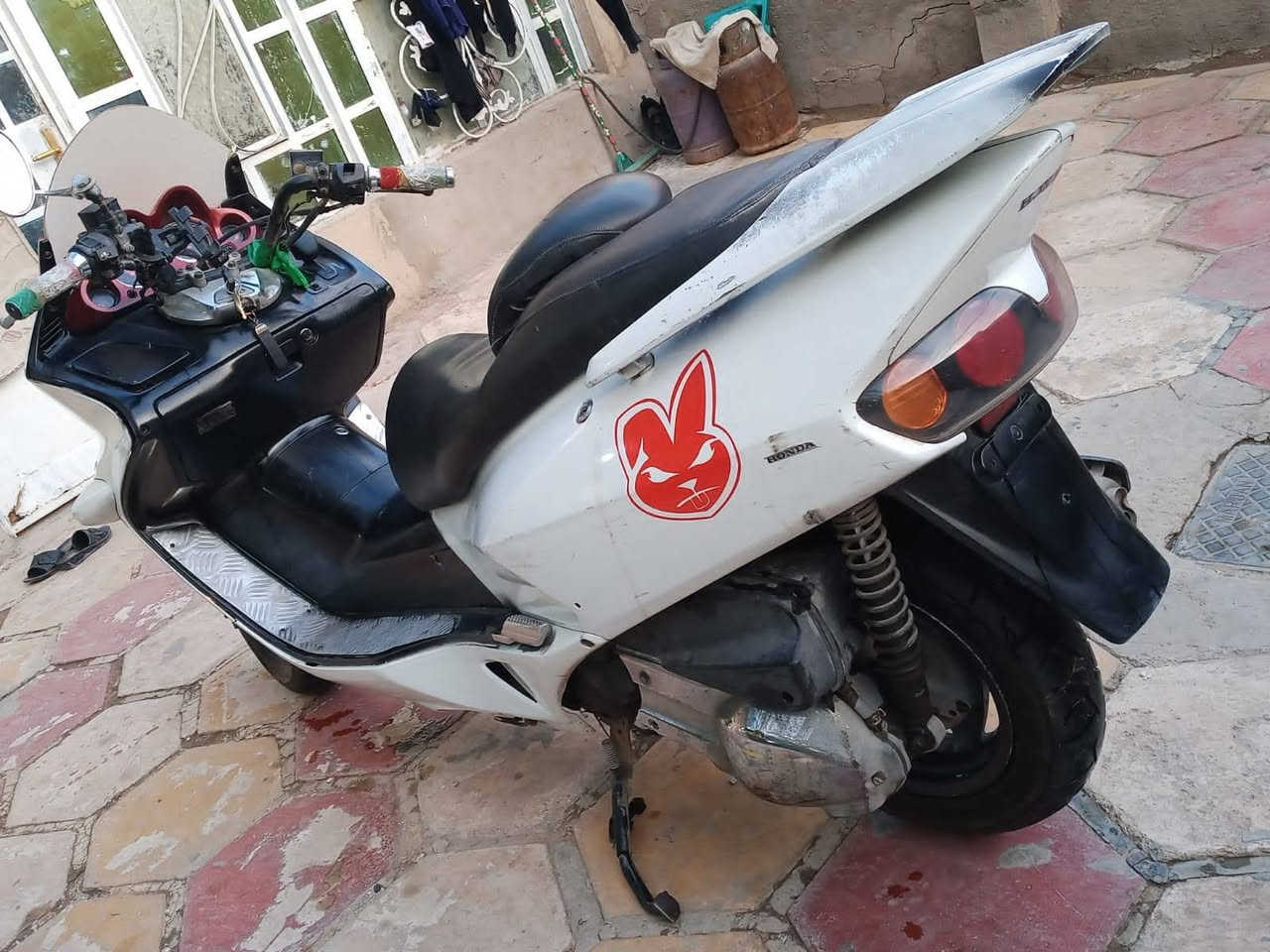 دراجه فورزه06 نظيفه كهربائيات كله شغاله(دراجه ماعايزه اي شي)السعر800الف وبيه مجال


**إذا كنت صاحب هذا الإعلان وتريد حذفه لأي سبب، رجاءا أرسل رسالة إلى الدعم الفني**