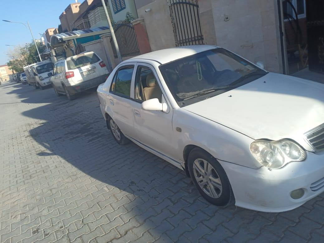 السلام عليكم  سي كي البيع أو مراوس مديل ١٣ رقم قادسيه انكليزي محركها بي بخار بس ناعمه وحلوه مكانها النجف قرب جامعة لكفيل سعرها ٢٨ رقم الهاتف ***********
