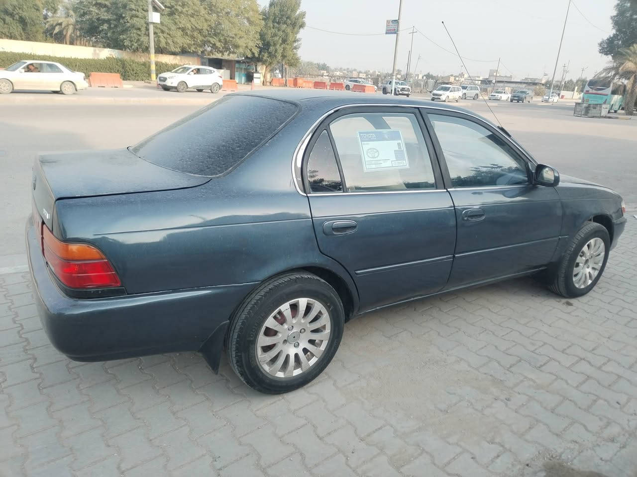 السلام عليكم كورله للبيع موديل ١٩٩٣ مكفوله كص ونقل جثه مكينه وكير مكفولات حداديه تخم تاير كهربائيات كله شغاله غرفته نضيفه رقم نجف سياره بيها ضربه جاملغ خلفي أيسر بدون شاصي سعره ٤٧ مكاني نجف كوفه ***********
