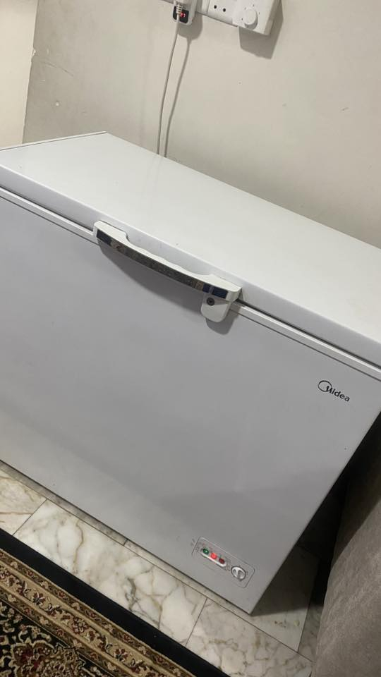 للبيع  ب٣٥٠ الف شغالات  ومابيهن شي  ***********للتواصل
