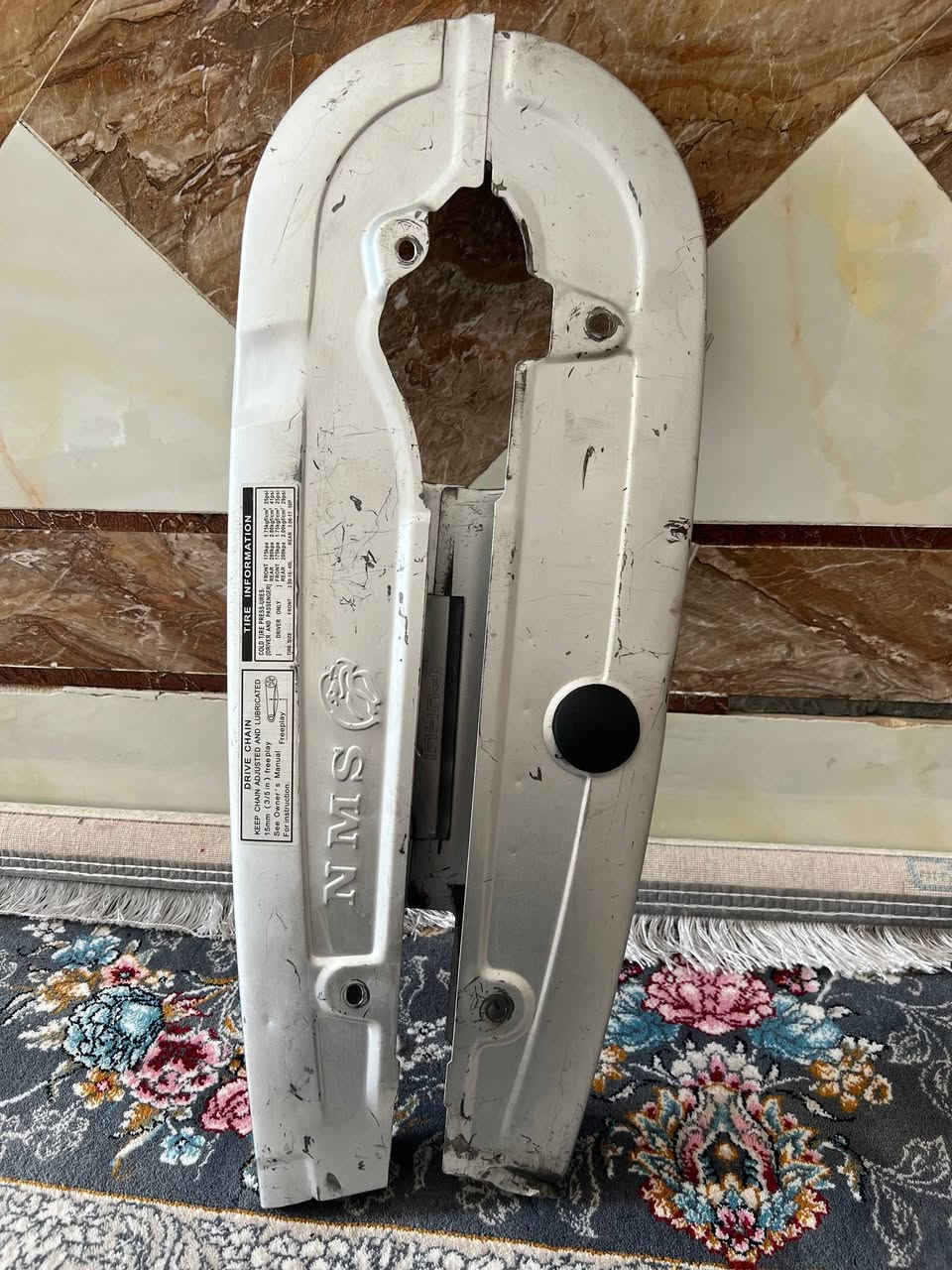 سلام عليكم صينيه للبيع اصلي مال نمس برفاز احسان ***********
