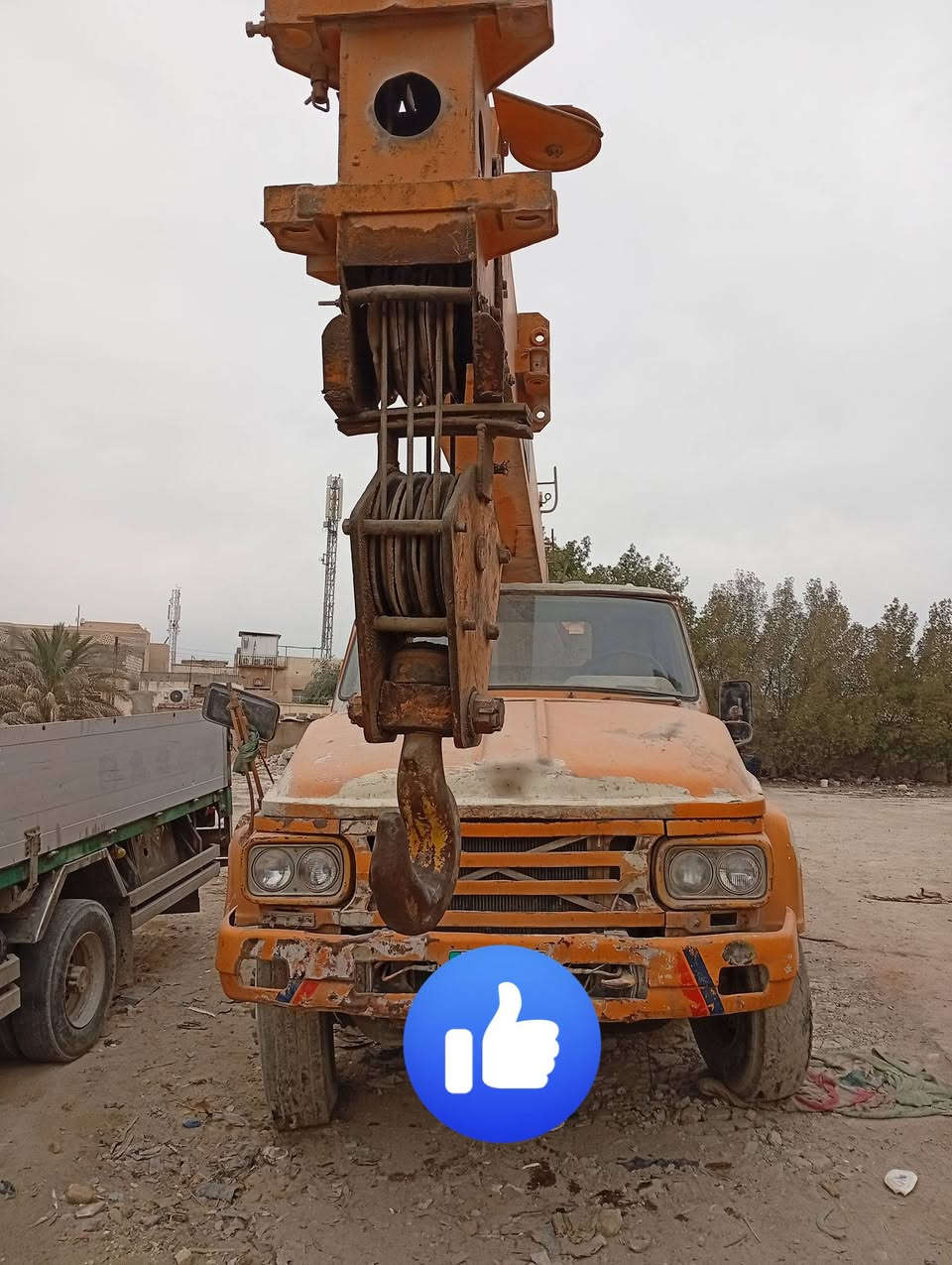 السلام عليكم للبيع كرين تادانو نيسان رقم بصره الماني سياره تحويل موديل 76 سياره مكفولة كفالة عامه طخم تاير جوبلس بريك هوا محرك مو سوبر عادي محرك جديد لا يدخن ولا يبخر شاصيها مكفول سلايت واحد بلادي كرين  جاهز للشغل 
باتريات جدد شراي اتصل على ارقام الموجوده وانا بل خدمه انا مكلف بالنشر مكان السياره البصره الزبير السعر على الاتصال 
***********
***********
ابو حسين
