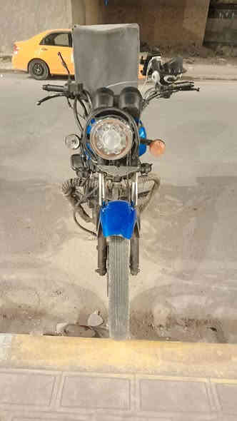 سلام عليكم شباب دراجه دايون موديل 2021دراجه مكفوله شاصي ومكينه اوراق أصولي رقم وسنويه تحويل نفس اليوم دراجه حلوه وناعمه ما متعوبه كهربائيات كامله عالي ناصي بيه ثنين بومه دراجه للبيع مكاني كربلاء شارع دره سعر 2100وبيه مجال حك جيه ***********
