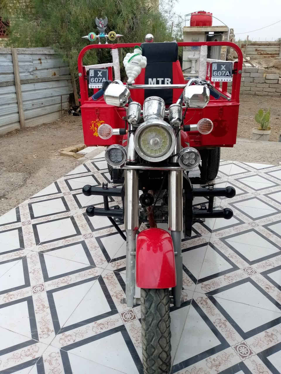 السلام عليكم ستوته البيع موديل 14 وراق معمره انضيفه ماناقصهه شي انتصل ع هاذه رقم بخدمتكم)***********
