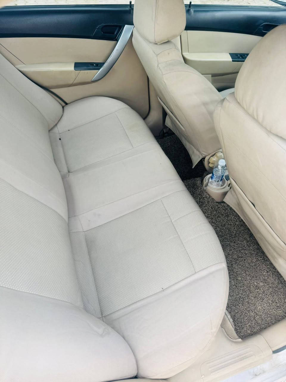 افيو موديل 2015 محرك مسكر لاتنقبص ولابخار تبريد شغال  بيه صبغ ناشرهن بل صور السياره بسمي سنويه ل27 السعر 78 بيه مجال قليل ***********
