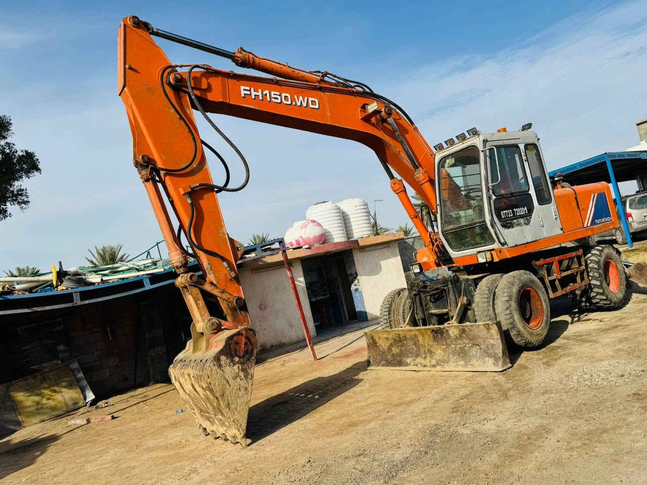 السلام عليكم حفاره للبيع  هيتاشي تاير موديل1994 رقم دهوك وبسمي سنويه2027 حفاره محرك ازوزه شرط مامفتوح حفاره خير من الله كفاله عامه شاصي كفاله عامه تخم تاير جديده حركه خير من الله كل نقص مابيهه الشراي يتصل 
#الستفسار***********واتساب
#الستفسار***********واتساب
