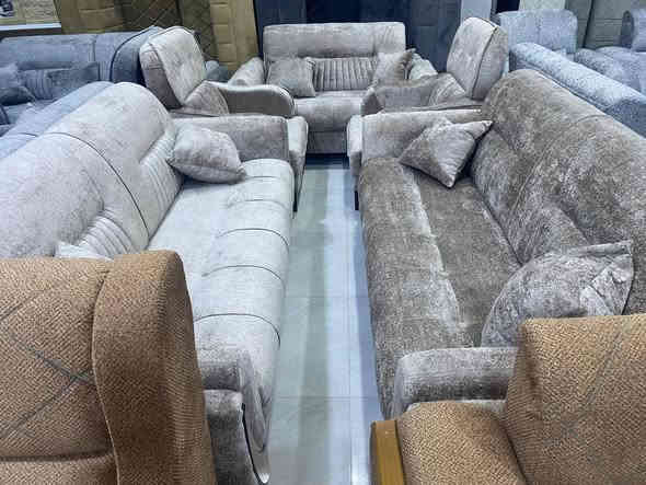 اليوم بأذن الله تنزل البضاعة ساعه 10 الصبح
موديل (بانده + باريس) 

🛋️ التخم التركي الفاخر 🇹🇷
✔ 10 مقاعد فخمة بجودة عالية وتصميم راقٍ
✔ الخشب: متين وقوي
✔ القاعدة: خشب زان لمتانة إضافية
✔ الإسفنج: سوفت طبي مريح جدًا، مثالي لأصحاب الوزن الثقيل

💰 السعر: 800 الف
🚚 التوصيل: مجاني حتى باب البيت!

💥 لأصحاب الذوق الرفيع وعشاق الأناقة! 💥
       اجعل منزلك أكثر فخامة وتميزًا 

📢 متوفر تجهيز جملة ومفرد

📍 العنوان:  ناصريــــــة  شــــارع 30
              مجمع علي الشويلي 
              مجاور مكتب الصدرين للعقار

*********** 
***********
