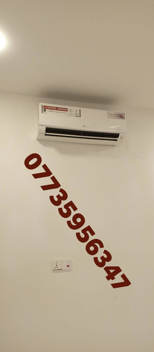 التدفئه ضررهه الوحيد على المدى الطويل يقل عمر الظاغط فقط 
وكذلك التنضيف قبل تشغيل التدفئه اهم من التبريد

والاسباب 

😷 مشاكل تنفّسية
غبار، عفن، بكتيريا تتجمع
تسبّب كحة، حساسية، ربو
🤧 حساسية وصداع
خصوصًا للأطفال وكبار السن
يسبب تعب بدون سبب واضح
🦠 بكتيريا وفطريات
الرطوبة داخل السبلت بيئة مثالية إلها
تطلع ريحة كريهة وتدخل للهواء
👃 هواء غير صحي
بدل ما يدفّي، يلوث الجو داخل الغرفة

شنو الحل؟
تنظيف الفلاتر مرة كل شهر
غسيل شامل دوري
فتح الشباك شوي كل فترة
إذا طلعت ريحة → لا تشغله قبل التنظيف

يتوفر صيانه كامله للسبلت او المكيف ***********
