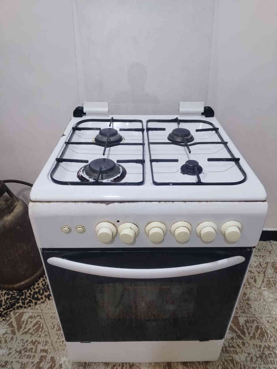 غراض للبيع
صوبه ياباني جديده حجم وصط
وطباخ نضيف كله شغال حته الفرن
وعربانه طفل جديده
وعربانه حلاقه
الرقم *********** وبي واتساب
