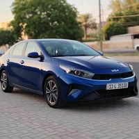 فورتي وارد امريكي  موديل 2024 الون ازرق مميز  مواصفات السياره نص فول ش...