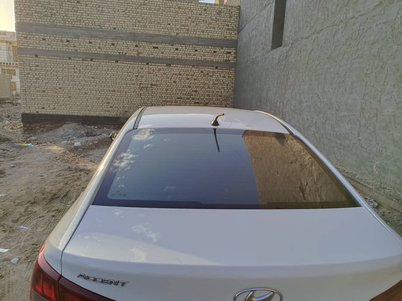 اكسنت خليجي
موديل 22 
معوقين    مكينه 1600   
ماشيه  120 الف  
سياره نظيفه  كلشش 
حادث قبق جنطه تبديل  وقيطان الحوض ماعابر فقط 
***********   مكان السياره سماوة  السعر 130
