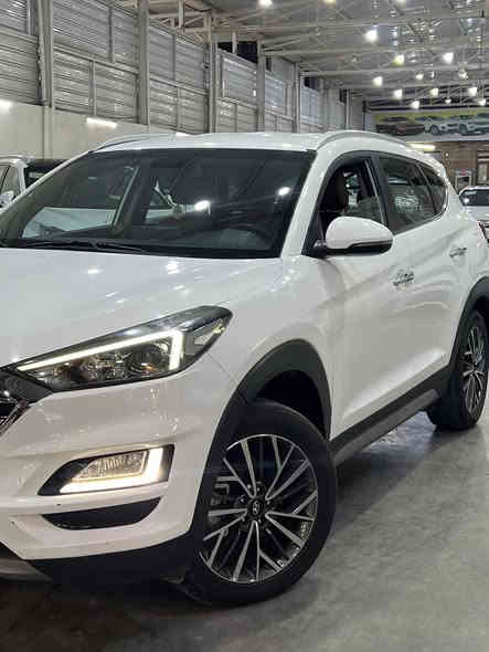 سلام عليكم توسان 2020 خليجي رقم بغداد 
مكفوله كفاله عامه من صبغ بارد تبديل رصعات شخوط سياره جداً نظيفه ومحافظين عليها 
مواصفات 
بصمه ابواب 
داخل صاج
شاشه وسطيه  
جلد قرميدي 
لدات امامي 
حساسات امامي خلفي 
مري شفط + ترحيب 
كامره خلفيه 
تحكمات مقود 

سياره مكفوله كفاله عامه كشر وكير ومكينه 

مكان السياره بغداد 
سونار واتس

سعر 207 وبيها مجال 

***********
