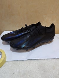 حذاء رياضي • مقاس ٤٢