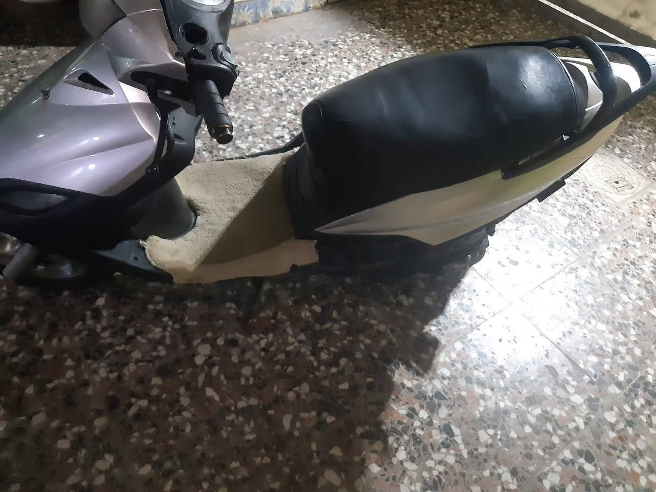 السلام عليكم
دراجه ماكس ١٤٠ للبيع او مراوس بماكس ١٢٠ عدله
الدراجه نظيفه وحلوه تخم تاير وكفر نظيف جدا
للاتصال ع الرقم ***********
متواجد خاص
