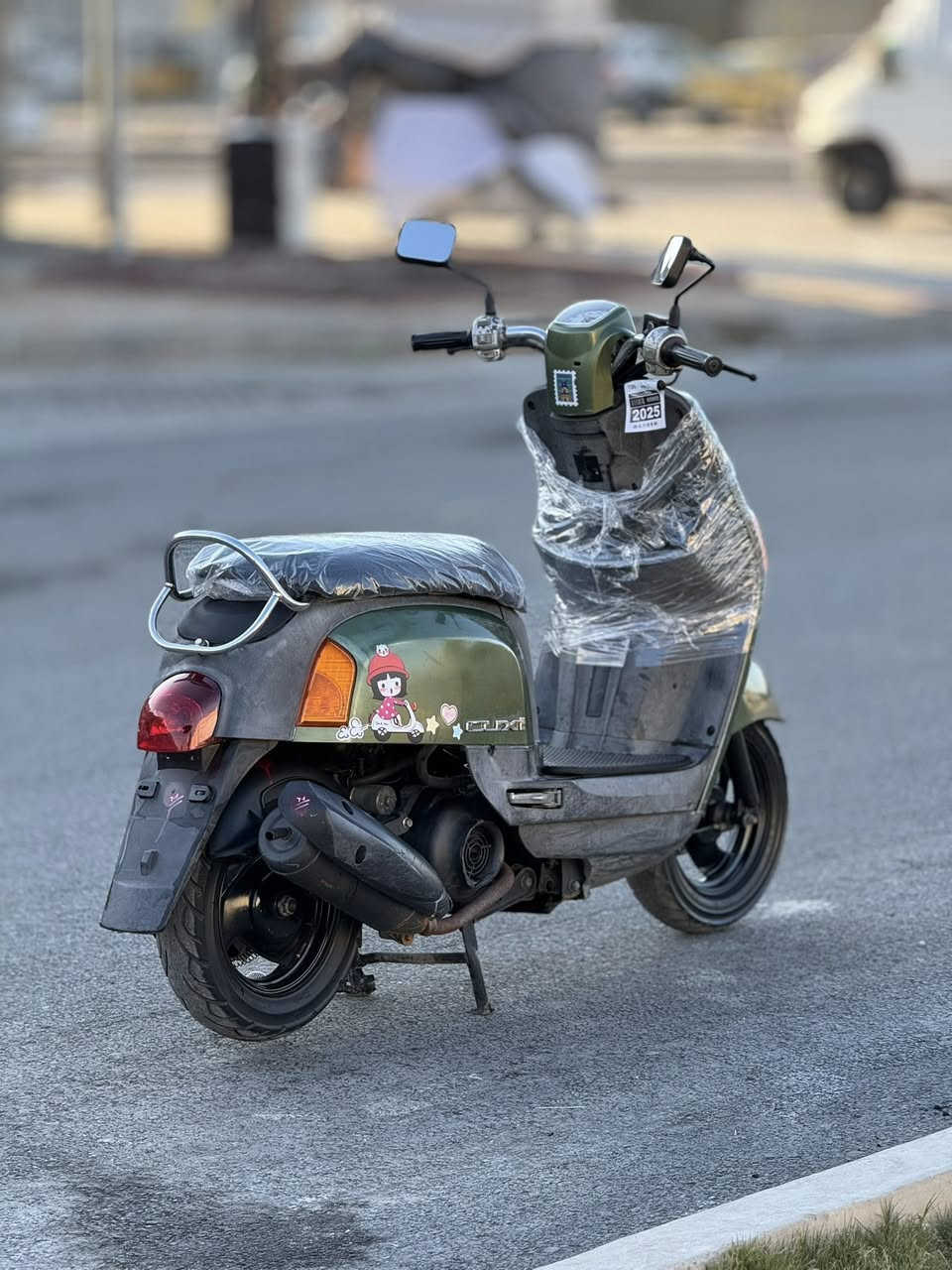 سلام عليكم
دراجه ماكس بوليس بلاديه 

سلف وهندر كهربائيات كله شغال 

مكاني بغداد مدينه الصدر 

الاستفسار ***********
