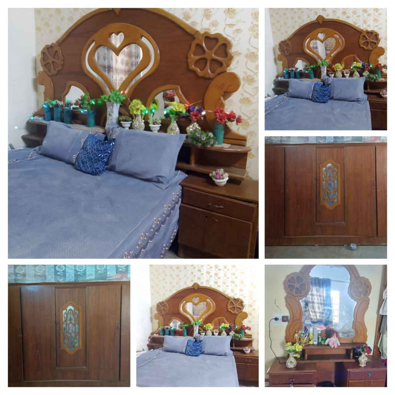 السلام عليكم 
غرفة اخشاب صاج للبيع 
السعر ٤٥٠ وبيه مجال ويرهم مراوس باخشاب جديد
المكان الزويه 
***********
***********
