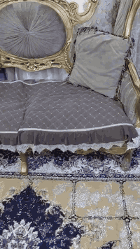 تخم للبيع السعر ٢٥٠  الف مكاني الشعب قرب سيطرة الشعب القديمه ***********
