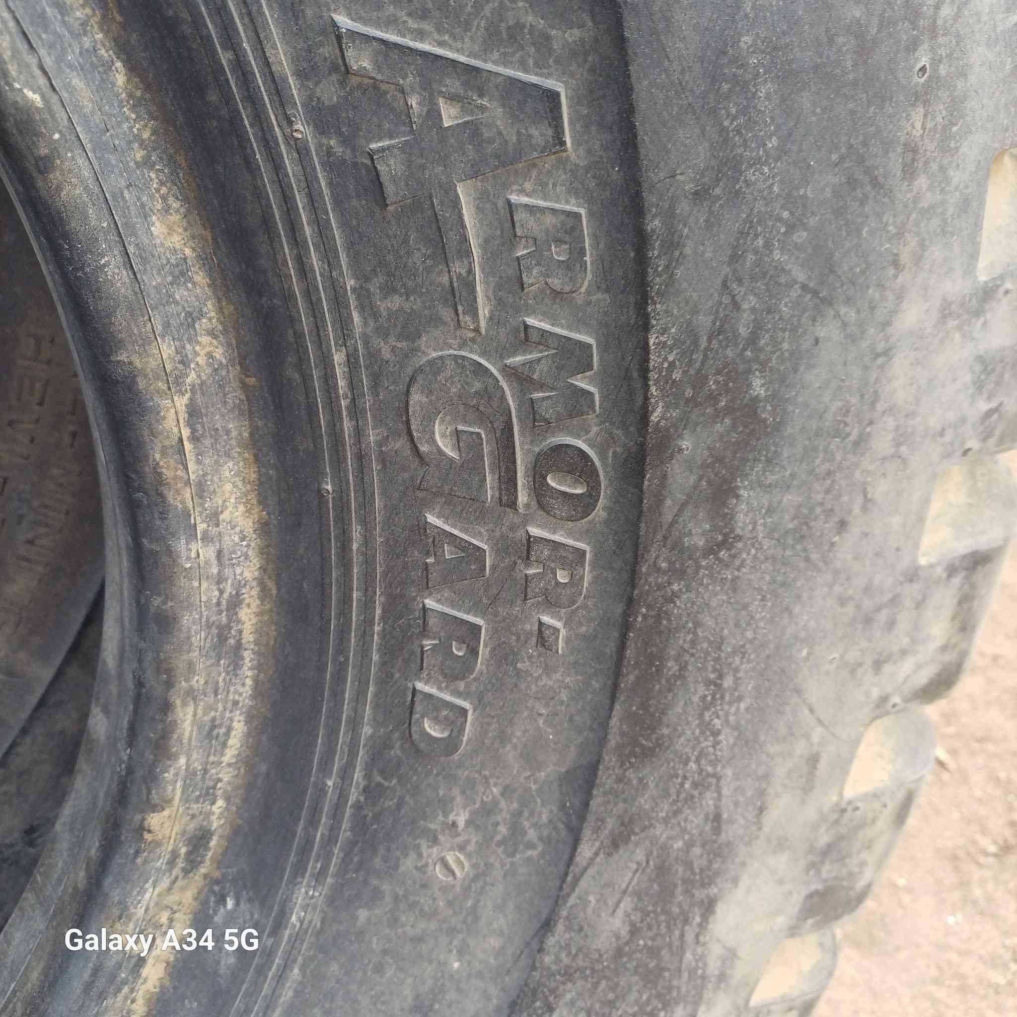 طقم كاوتش مقطوره 
٢٠/٩٠٠  تيل 
للاستعلام ابومحمد 
01200909705


**إذا كنت صاحب هذا الإعلان وتريد حذفه لأي سبب، رجاءا أرسل رسالة إلى الدعم الفني**