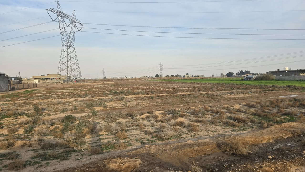 السلام عليكم 4 دوانم للبيع
الموقع تقاطع النهروان قريه 8 القطعه واصللهه مي وكهرباء وتبليط وتبعد عن الشارع العام كيلوين للاستفسار الاتصال على هذا الرقم ***********
