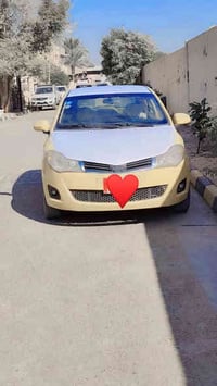 سياره شيري للبيع مصفره من الغرامات موديل ٢٠١٣ مكفوله  مكينة وكير حداده...