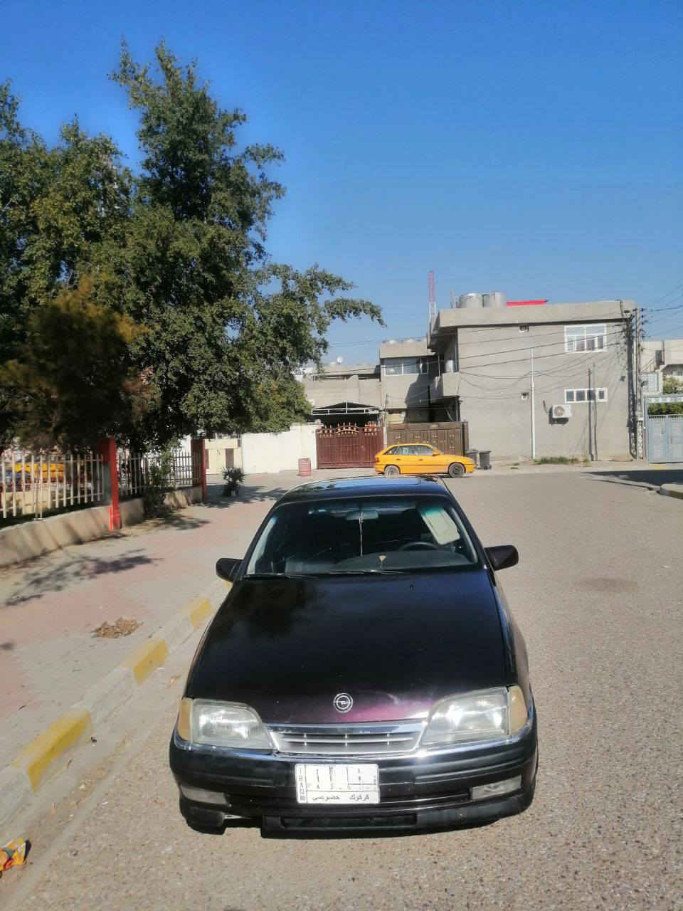 اوميكا موديل ١٩٩٢ رقم كركوك شرط تحويل بأسمي بدون ضرر مصبوغه عام اثر جراد بيها بطاقه بانزين 
محرك وكير وصدر وتايرات كله بالشرط سعر 42 وبيها مجال *********** كركوك, العراق
