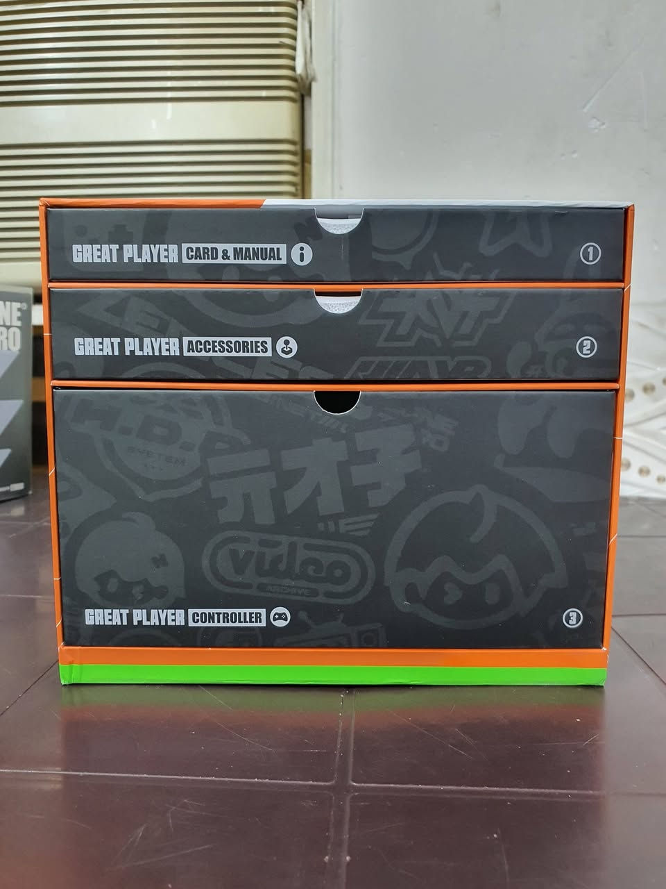 ✅ الاستخدام:ساعة ونص فقط
✅ بدون أي خدش أو عيب
✅ كامل الملحقات والكرتون موجود
🔹 أهم المواصفات:
Hall Effect Analog Sticks (ما بيها مشكلة Drift)
أزرار ميكانيكية سريعة الاستجابة
Trigger Locks لتقليل مسافة الضغط بالألعاب التنافسية
Back Buttons قابلة للبرمجة
اهتزاز قوي ودقيق
يدعم PC و Xbox (Plug & Play)
سبب البيع: ما احتاجه حاليًا.
📩 السعر: (150 وبي مجال )
📍 المكان: (بغداد الغزاليه شارع المركز)
و يجي وياها هدية مثل ما موضح بالصورة 
للتواصل خاص.


**إذا كنت صاحب هذا الإعلان وتريد حذفه لأي سبب، رجاءا أرسل رسالة إلى الدعم الفني**