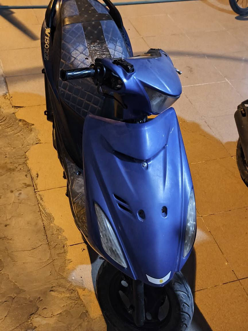 سلام عليكم 
ادرس صيني مكينه 150
السعر 185 وبيها مجال للشراي دهل اوران, واسط


**إذا كنت صاحب هذا الإعلان وتريد حذفه لأي سبب، رجاءا أرسل رسالة إلى الدعم الفني**