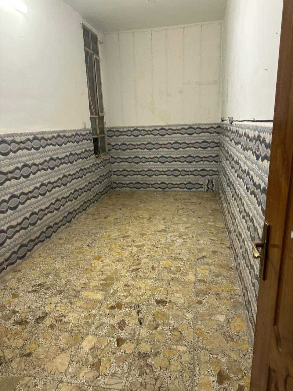 🔸شقه #للايجار ✅
65 متر طابق ارضي  بناء سنة 2018 🔑كامله مكمل

🔸تحتوي عن صاله ومطبخ وصحيات وغرفتين نوم كبار

🔸الموقع ممتاز📍تجاري الشعب شارع الصحه 
قرب جامع الحق 
 
🔸السعر الايجار : نهايته 325الف قفل رجاءا بلا احراج

 #ملاحضه التاكد من المنشور قبل لا تتعنه وتتصل هل يناسبك او ميناسبك كافا التفاصيل مذكوره واضحه مع 
 الصور تحياتي للجميع

معروض بمكتب ابو علي الدراجي للعقار 🏛️
الشعب-نهايت شارع الصحه-مقابيل كرزات ركن الصحه 
*********** 📞
*********** 📞 
 *********** 📞
