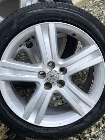 ويل كب كامل مع طخم تاير بلادي كورلا S رياضي 17 الاتصال على الرقم *********** أو مراسه الصفحه
