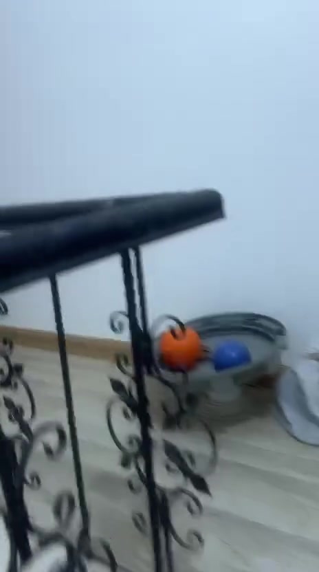 السلام عليكم ورحمة الله
بيت للبيع بناء حديث الدوره زراعي ابو طياره شارع النسائم النخيل  مساحه البيت ٥٦ متر  واجهه ٤م وشويه ونزال  ١٤م يحتوي عل ٢ غرفه نوم وصاله وحمام غربي ومطبخ كامل نظام تركي مجهز كامل الكاونتر جاهز نظام كهرباء  حديث بيت بيت كامل تانكيات ٢ ماء سخان كلشي جاهز من كلشي اي نقص مابي  السعر ١٢٠ مليون وبي مجال وهاي صور والفديو واضح
للاتصال 
***********

