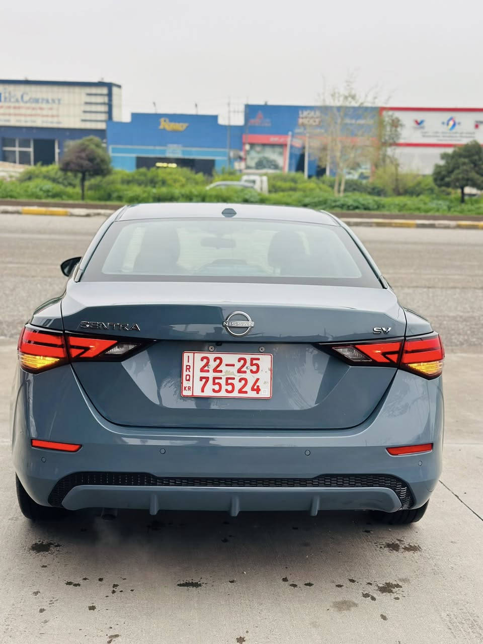 السلام عليكم
نيسان سنترا موديل : 2024
لون سمنتي مرغوب 
سعر 127ورقه بدون رقم ( تترقم شمالي )
حجم المحرك : 2.0L ( 4 سلندر )
ماشية 5,000 فقط 

حادث : نص بود صبغ
بدون دواخل 💯 
ايرباك سستم

المواصفات : 
‏‎بصمة ابواب 
‏‎بصمة تشغيل 
تشغيل عن بعد
‏‎شاشة كبير‏
اوتو هولد: Auto Hold
اوتو ستارد : Auto Stard 
رادار امامي (تحديد مسار)
‏‎رادار جانبي (نقاط عمياء)
‏‎رادار خلفي (التحذير من الاصطدام)
‏‎حساسات امامي
‏‎حساسات جانبي 
‏‎حساسات خلفي 
نظام : Eco - Normal - Sport
تحكيم ستيرين
ستيرين هيتر
تبريد مركزي
لايتات ليد وعدسة زينون 
بكلايتات LED
ويل كروم

 للاستفسار واتساب ☎️ ***********

العنوان / اربيل شارع 100 (معرض اربيل كارس)
