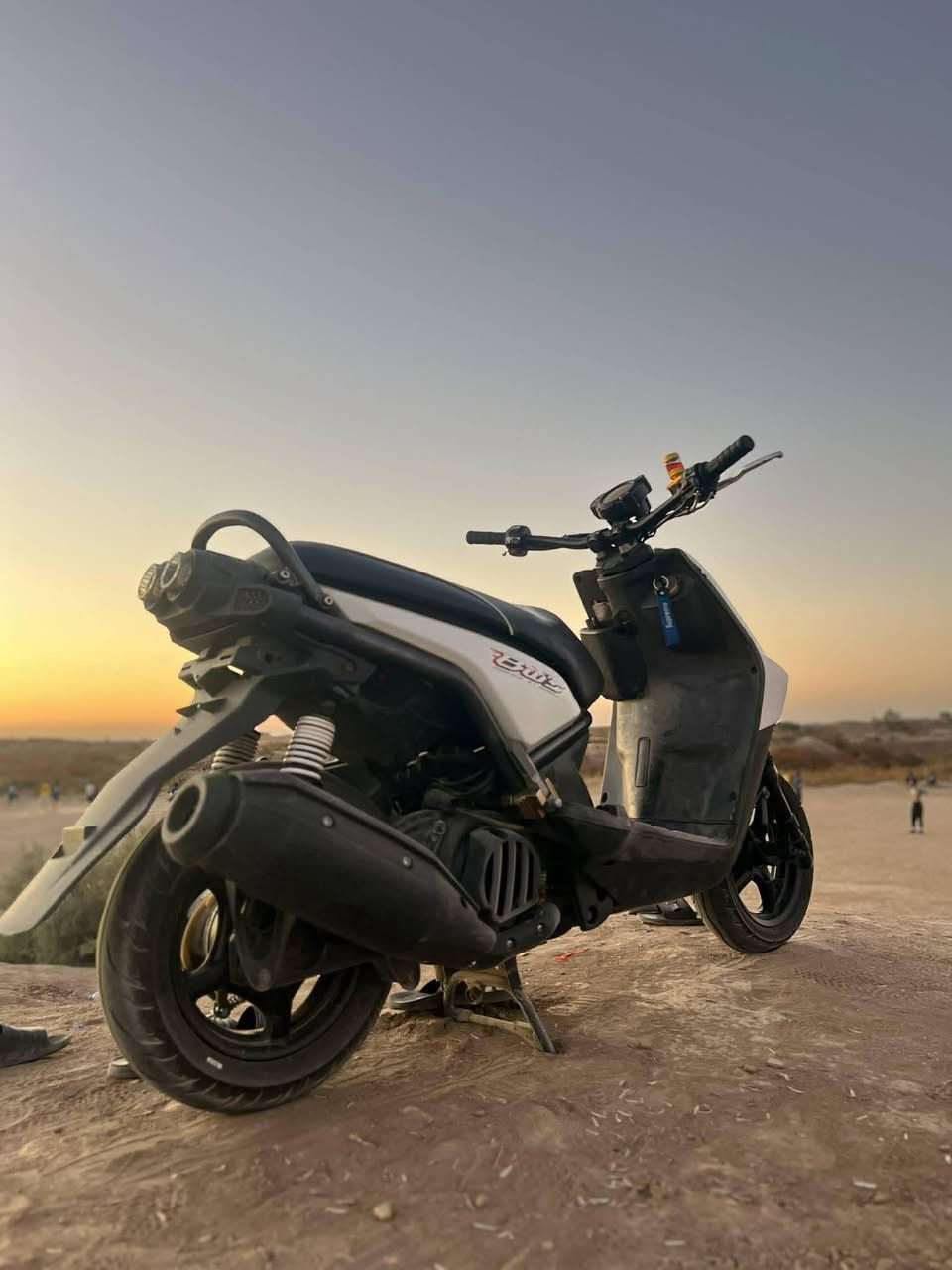 سلام عليكم جبلي للبيع كفاله عامه بيه وصل معرض جيب فيتر وتعال افحص بيه ملاحضات بصيطه قبق بانزين قبق باتري  (١١٠٠) ***********
