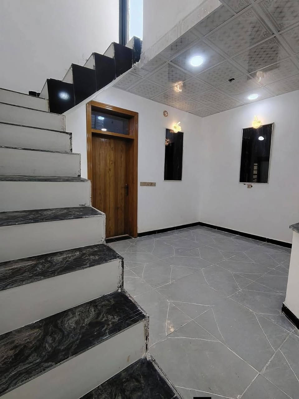 50متر للبيع مرتبه وكامله
اسعر 20وبي مجال 
طابو زراعي سند 25 قرار محكمه
مشمول بتطويب بقرار 320

عنوان البيت نجف مقابل ملحق قرية الغدير
للاستفسار اتصل على *********** أو مراسله واتساب
