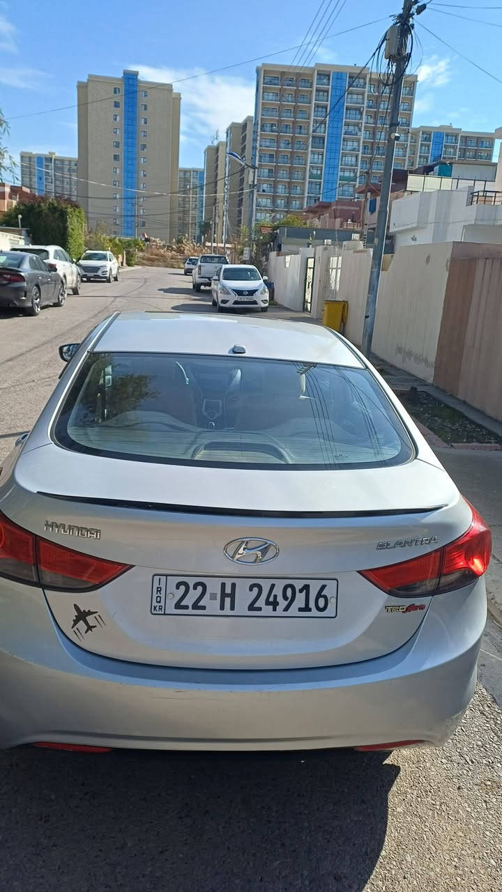 السلام عليكم..
ألنترا ٢٠١٢ خليجي لون سلفر، فول عدا البصمه محرك ١٨٠٠ دوش المرغوب بدون صبغ عدا شخوط بسيطة . كير ومحرك بشرط . رقم اربيل الجديد سنوية ما نافذه وهزة الى شهر الثامن. سيارة كلش نظيفه ونشطة بس بيها صوت رواجز بالتشغيل الصباحي ثواني ويختفي ما يعتبر غيب . مكاني اربيل والسعر ١٢٤ وبيه مجال .. وهذا رقمي بي واتساب ***********
